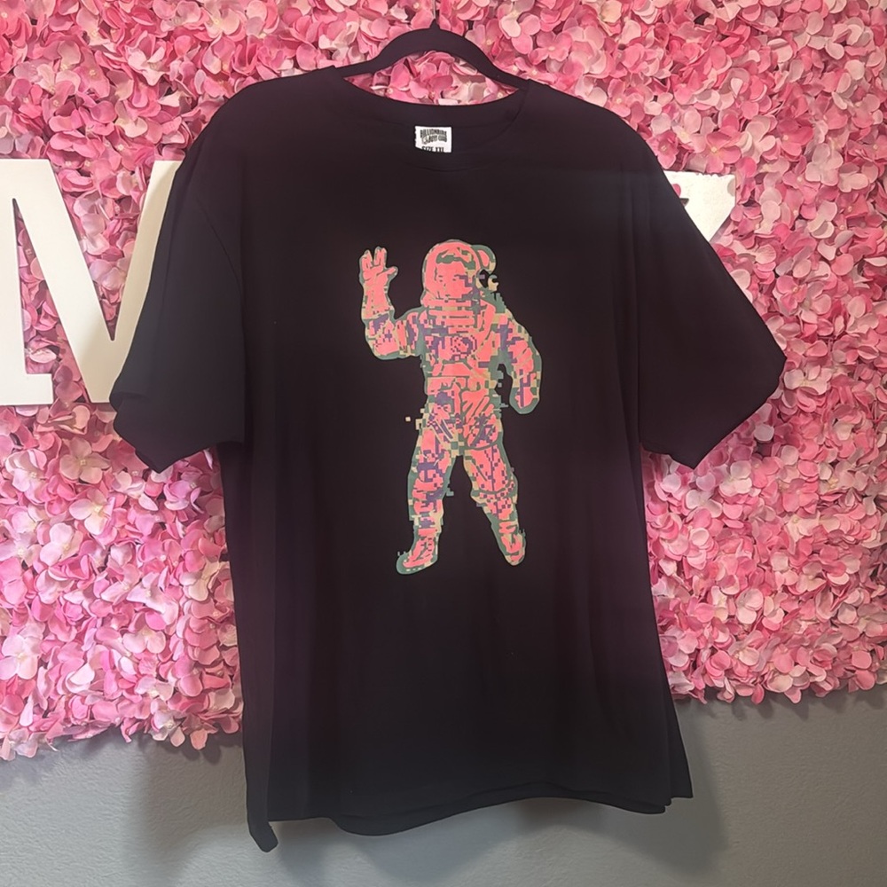 Black Astronaut Graphic Tee